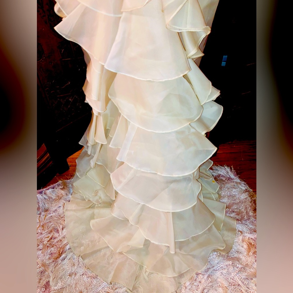 Vintage Oscar de la Renta 💯 silk wedding dress - Picture 12 of 16